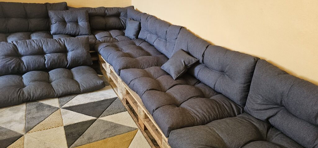 Domaine En Maguéro — Banquettes