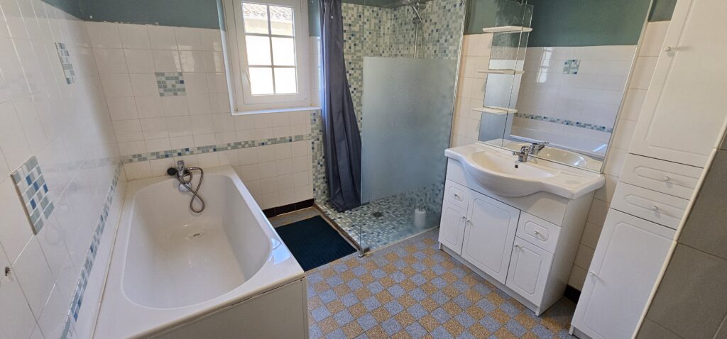 La Maison — Salle de Bain